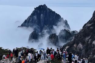 这是真山顶！站在诺坎普最高层看台是什么体验？